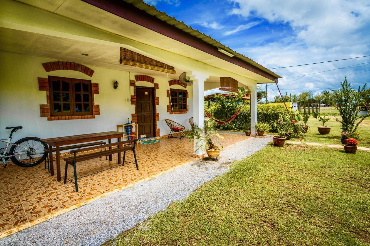 Lovely Garden Villas Пантай Ченанг Екстериор снимка